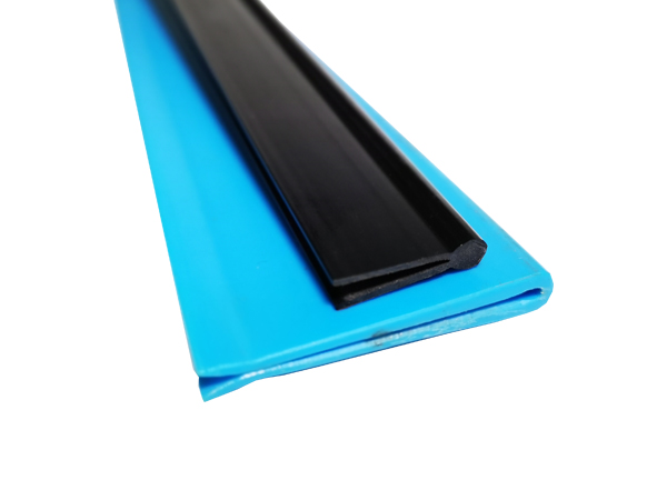 PVC塑料條(tiáo)擁有哪(na)些特性(xìng)呢？