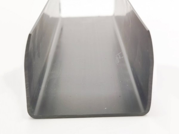 鋁合金門窗防(fáng)塵蓋廠家