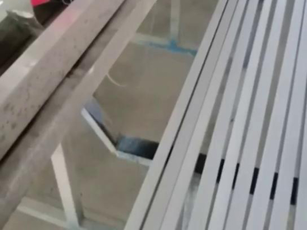 東(dōng)莞市景航塑膠(jiao)制品有限公司(si)